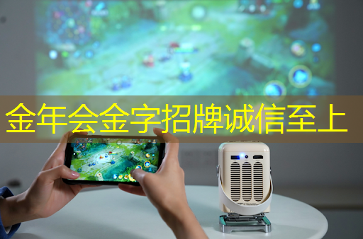 中国信通院院长余晓晖:智能汽车芯片需求激增4倍,“芯片荒”致全球汽车停产300万辆 中国信通院院长余晓晖:智能汽车芯片需求激增4倍,“芯片荒”致全球汽车停产300万辆