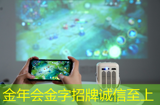 谷歌发布新一代Trillium AI芯片,性能提升四倍,AI计算进入新时代 谷歌发布新一代Trillium AI芯片,性能提升四倍,AI计算进入新时代